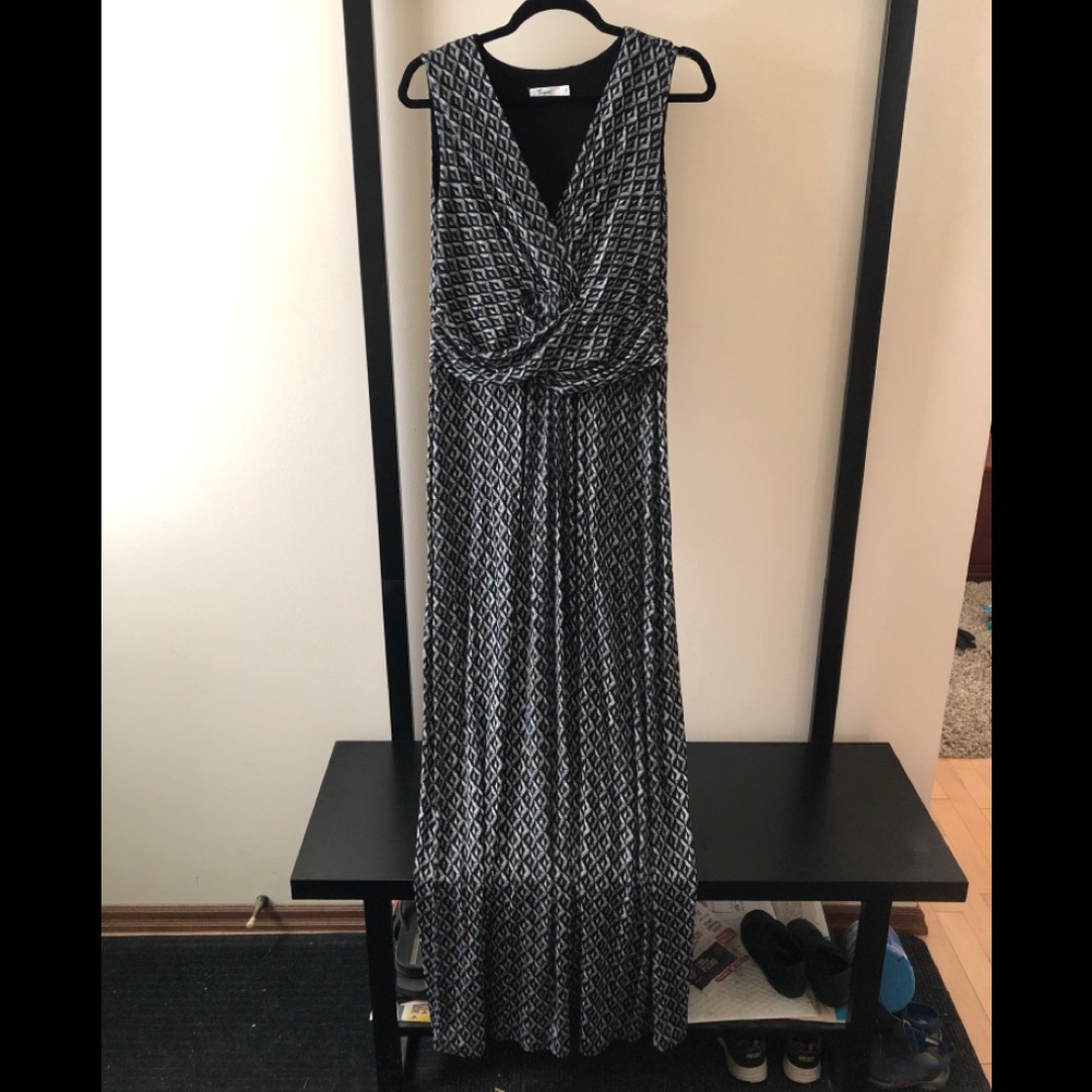 Thyme Maternity Maxi Dress